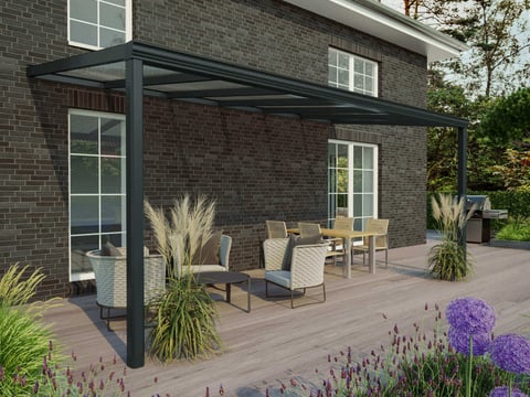 Complete terrasoverkappingset in antraciet met robuuste materialen voor stijlvolle bescherming en comfort buitenshuis