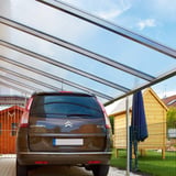 Acrylglas kanaalplaat 16 mm als carportdak, bruine auto parkeert eronder
