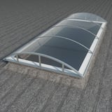 Alumon lichtkoepel van helder polycarbonaat, 10 mm, gemonteerd op een plat dak