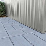 Plaatsing van de buitenhoek aan een wand met damwandplaatbekleding, RAL9007