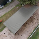 Damwandplaat 20/1100 dak in Zilver-Metallic op een carport of afdak, bovenaanzicht, verlegd