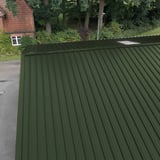 Damwandplaat 45/333 Chroomoxydegroen als dak van een gebouw, bovenaanzicht