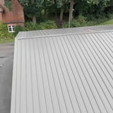 Damwandplaat 45/333, Lichtgrijs RAL 7035, 0,50 mm staal, 25 µm polyestercoating, bovenaanzicht dak
