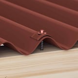 Kalot Roodbruin (RAL 8012) op damwandplaat profiel 18/1064 met schroef op houten onderconstructie