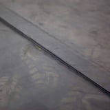 Naadband EPDM zwart 0,75 mm, detail van een gladde, verlijmde naad