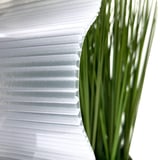 Detail van de 6 mm dikke opaal polycarbonaat lichtplaat met golfprofiel en kamers