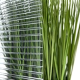 Detail van de heldere polycarbonaat kanaalplaat 10 mm met planten op de achtergrond