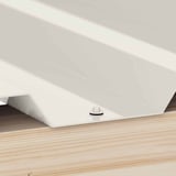 RVS schroef RAL 9002 gemonteerd in diepe golf van een profielplaat op houtconstructie