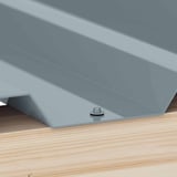 RVS schroef Pelsgrijs (RAL 7000) gemonteerd in diepe golf op houtconstructie