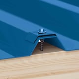 RVS schroef Gentiaanblauw (RAL 5010) voor montage van een damwandplaat op houtconstructie, doorsnede