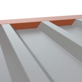 Tandplaat ongeperforeerd, koperbruin (RAL 8004), gemonteerd op damwandplaat, detail