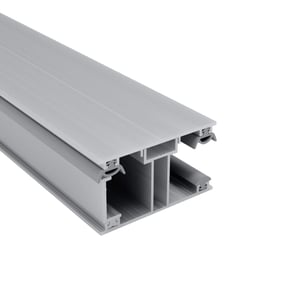 VLF randprofiel 16 mm van blank aluminium, schuin van boven met afdichtingen in de groeven