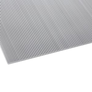 Polycarbonaat dubbelwandige plaat 6 mm, helder, schuin van bovenaf, vrijstaand op witte achtergrond