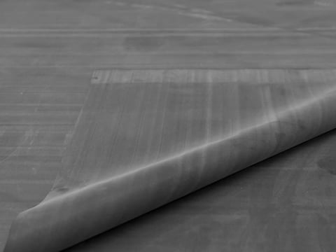 Vakkundige EPDM-montage op een garagedak