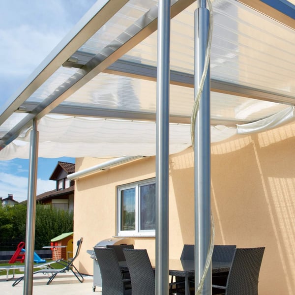 Acrylglas kanaalplaat 16 mm, helder, gemonteerd als carportdak