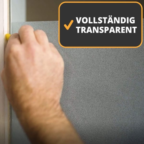 Kit TRANSPARANT, hand strijkt voeg glad op een muur, vermelding volledig transparant