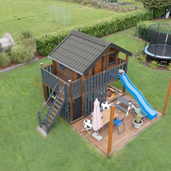 Speelhuis met dak van dakpanplaat 2/1060 aluminium RAL9007