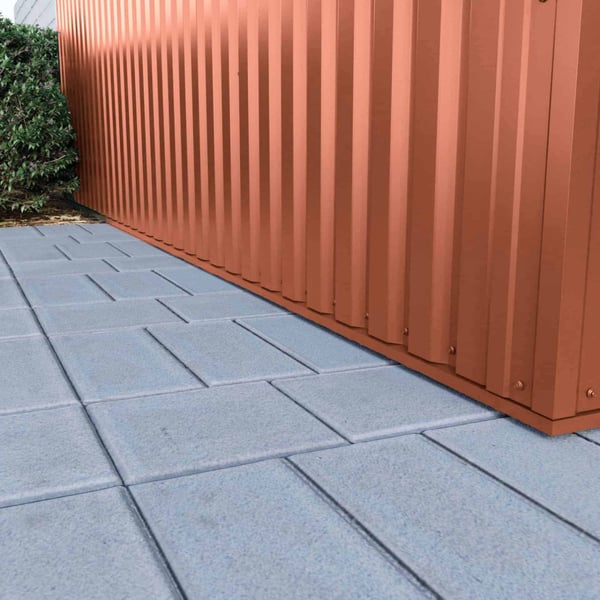 Damwandplaat 35/207 wand koperbruin, detail van de onderrand met bevestiging