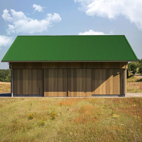 Houten gebouw met dak van damwandplaat T18DR groen, 0,50 mm dikte, in natuurlijke omgeving