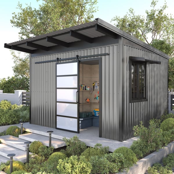 Damwandplaat T18DR Zilver-Metallic als dak op een tuinhuis