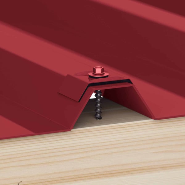 Kalot profiel 35/207M in Wijnrood RAL 3005 gemonteerd op damwandplaat met schroef
