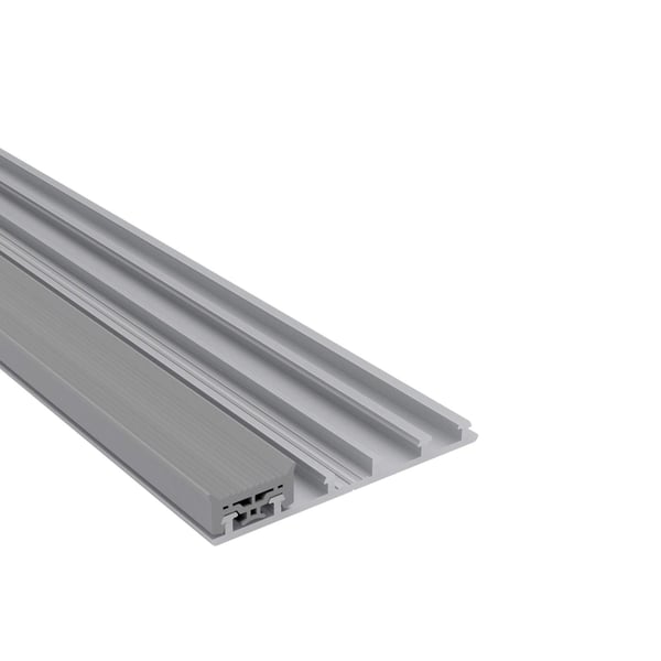 Mendiger rand-onderprofiel van blank aluminium, hoofdaanzicht met zichtbare profielstructuur