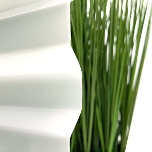 Detail van de profielstructuur van de polycarbonaat damwandplaat 76/18 opaal