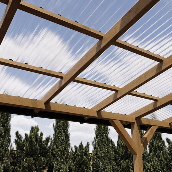 Gelegde PVC golfplaten 76/18 op houtconstructie, helder blauw getint, van onderaf gezien