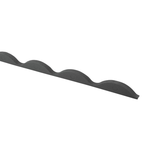 Profielvuller van zwart schuim, 2,50 cm dik, met golfprofiel, schuin van bovenaf