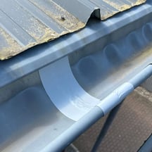 Dakreparatietape met MicroSealant® PLUS Breedte 50 mm | Lengte 2,50 m | Wit Dakreparatietape met MicroSealant® PLUS | Breedte 50 mm | Lengte 2,50 m | Wit #9