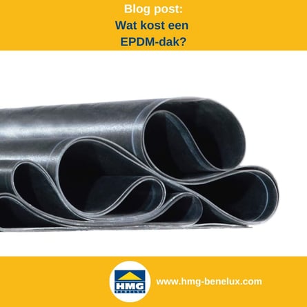 Titelafbeelding van een blogbericht met als onderwerp ‘Wat kost een EPDM-dak?’ – te zien is een opgerolde EPDM-folie, met daarnaast het logo en het webadres van HMG Benelux shop.