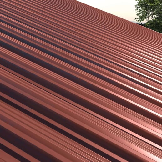 Warmdakplaat TP104 | Dak | Staal 0,75 mm | 25 µm Polyester | 8012 - Roodbruin #3