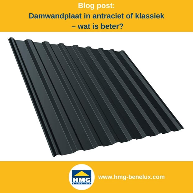 Titelafbeelding van een blogbericht met als onderwerp ‘Trapeziumplaat in antraciet of klassiek’ – er wordt een trapeziumplaat in antraciet getoond, samen met het logo en het webadres van HMG Benelux shop.