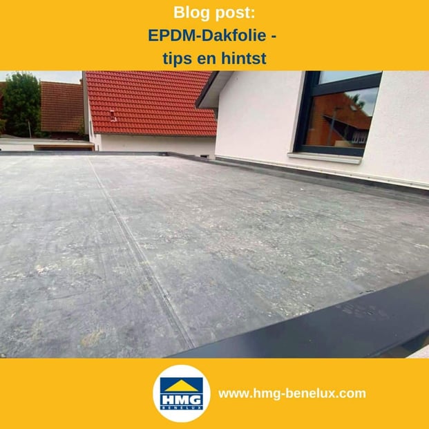 Titelafbeelding van een blogbericht met als onderwerp ‘EPDM dakfolie’ – te zien is een zwarte EPDM op een plat dak, met daarnaast het logo en het webadres van hmg-benelux-shop.com.